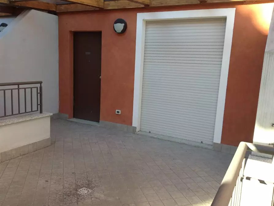 Immagine 1 di Appartamento in vendita  a Novara