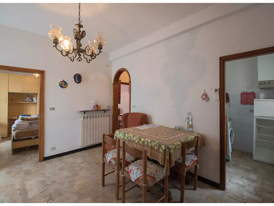 Immagine 1 di Appartamento in vendita  in Via Bonfante a Varazze