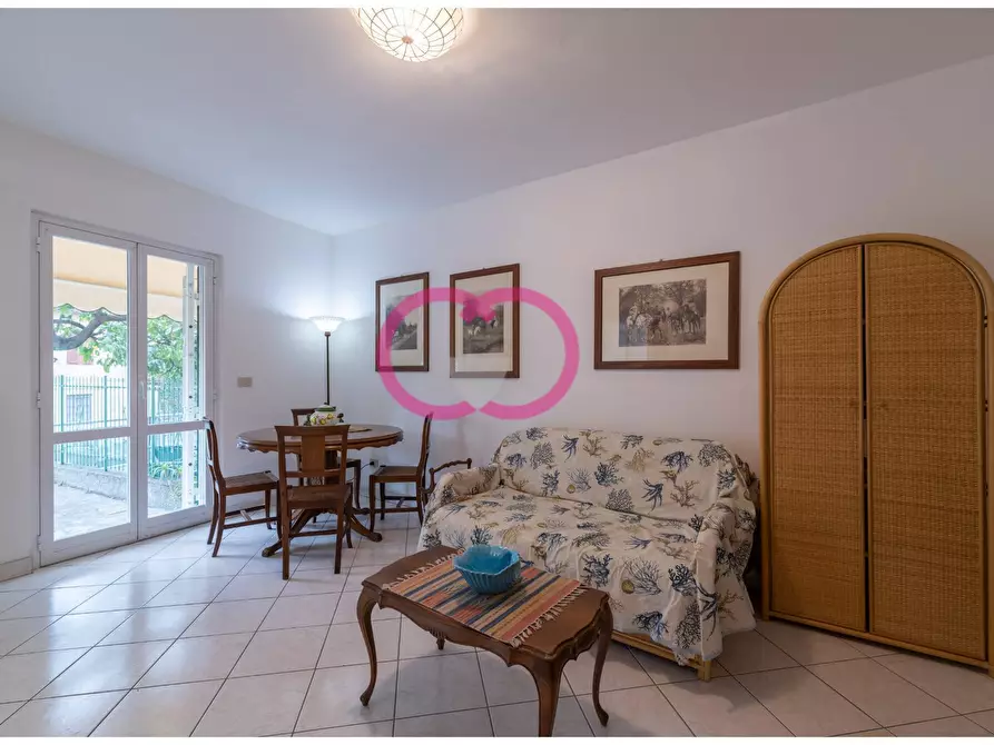 Immagine 1 di Appartamento in affitto  in Via Don Bosco a Varazze