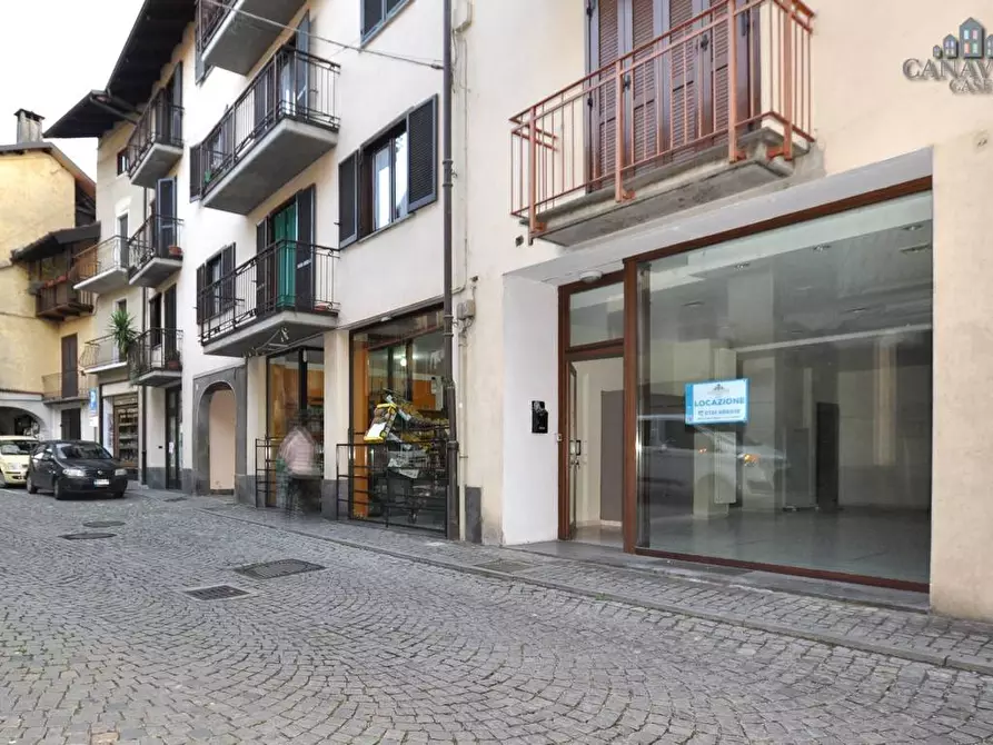 Immagine 1 di Locale commerciale in affitto  in Via Massimo D'Azeglio a Castellamonte
