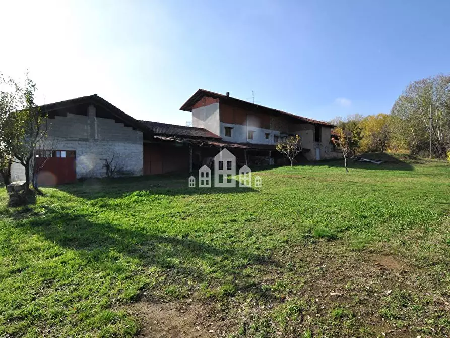Immagine 1 di Casa indipendente in vendita  in Frazione Spineto a Castellamonte