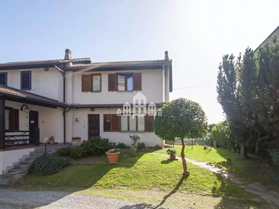 Immagine 1 di Casa indipendente in vendita  in Via Einaudi a Forno Canavese
