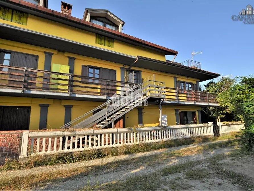 Immagine 1 di Villa in vendita  in Borgata Sant' Antonio a Favria