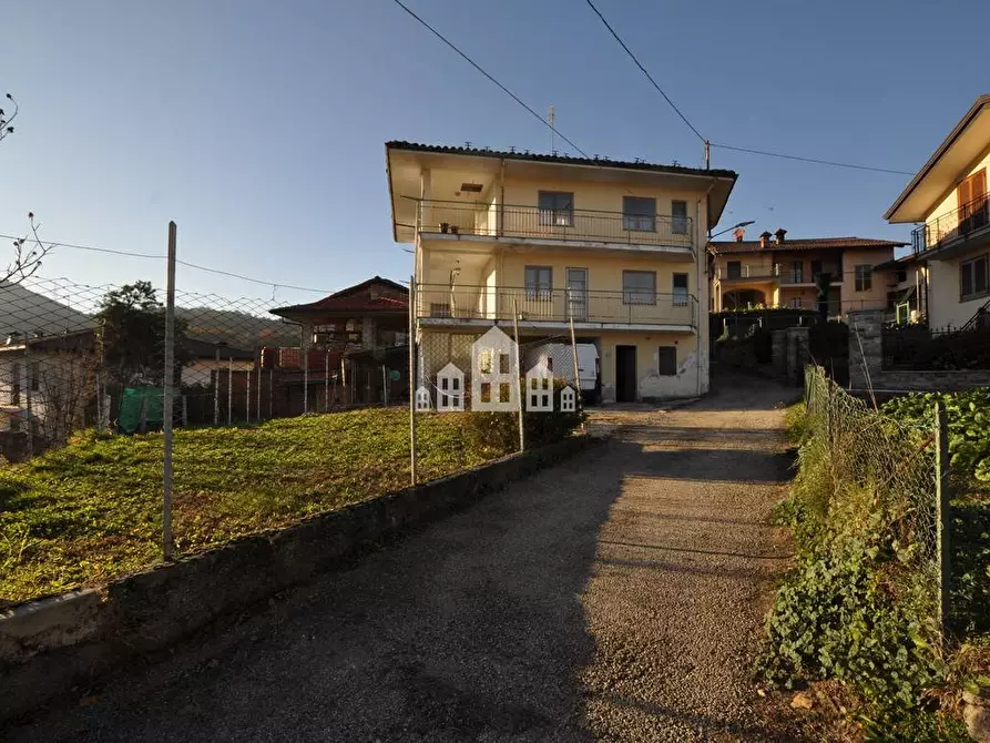 Immagine 1 di Villa in vendita  in Via Sostonei a Castellamonte