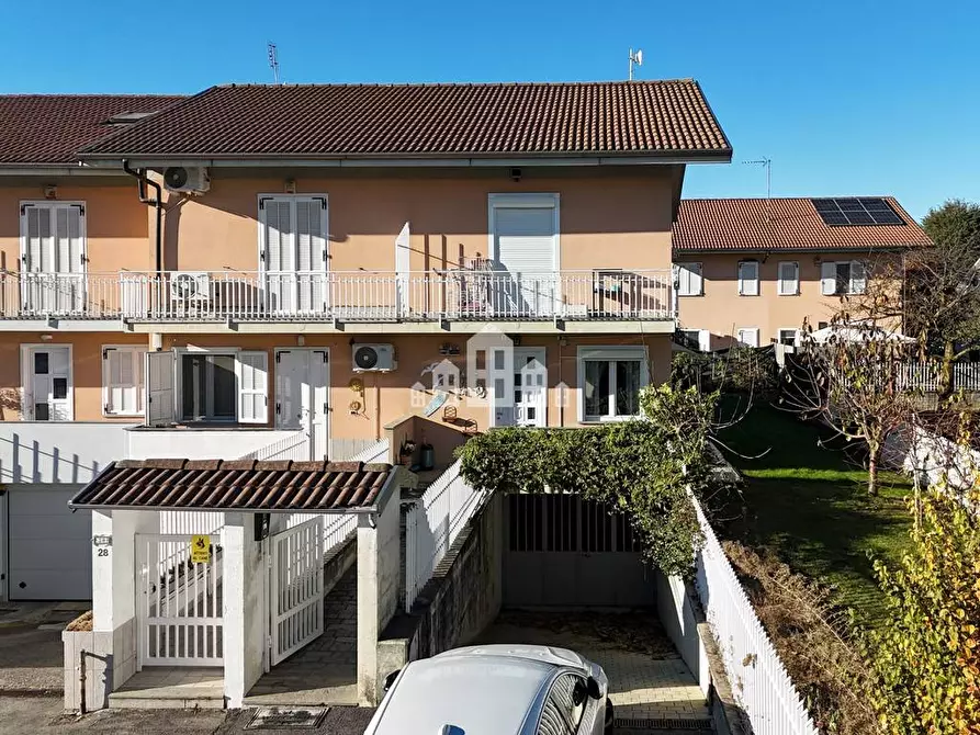Immagine 1 di Villa in vendita  in Via Nida a Rivarolo Canavese
