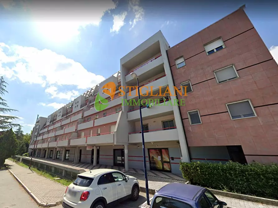 Immagine 1 di Locale commerciale in affitto  in Via Piave a Campobasso