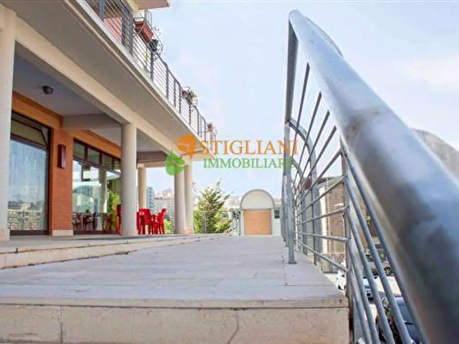Immagine 1 di Locale commerciale in affitto  in Zona Università a Campobasso