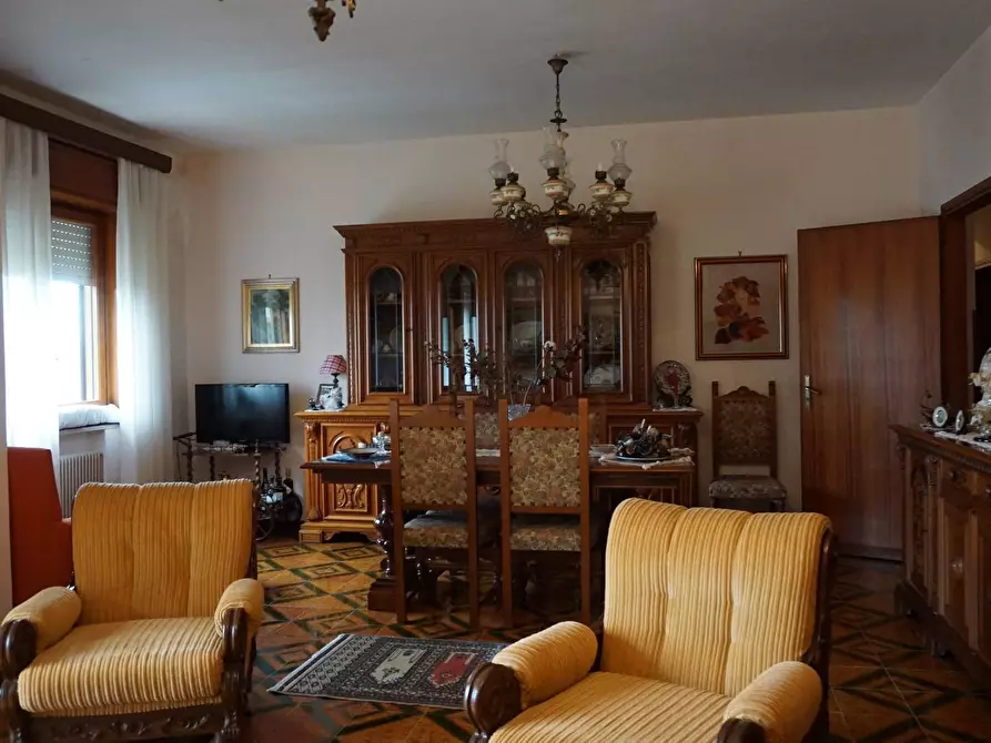 Immagine 1 di Appartamento in vendita  in via Virgilio Titone a Castelvetrano