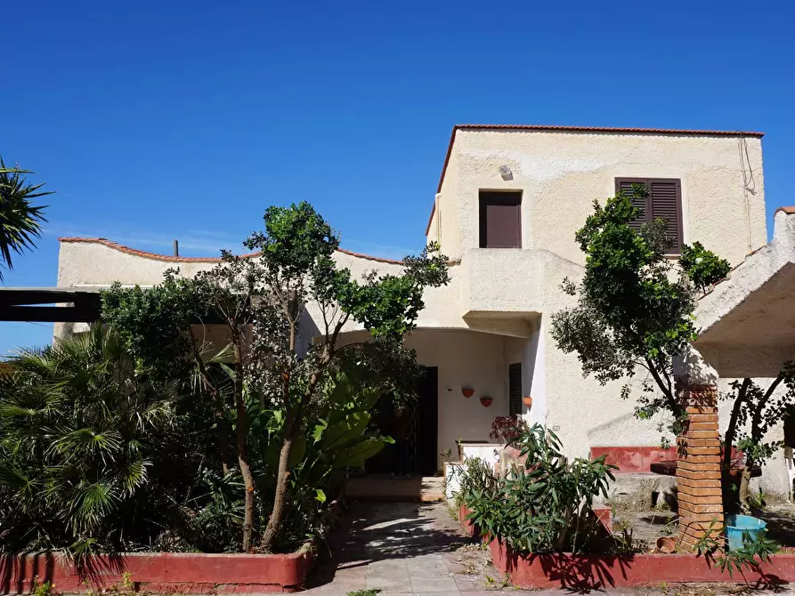 Immagine 1 di Casa indipendente in vendita  in via T.F.115 Est a Campobello Di Mazara