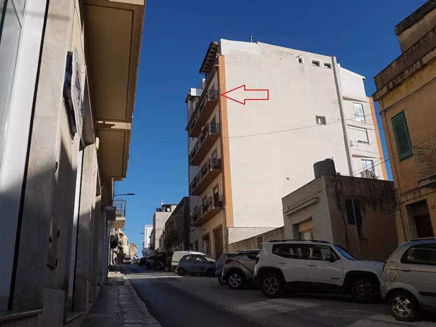 Immagine 1 di Appartamento in vendita  in Via Scinà a Castelvetrano