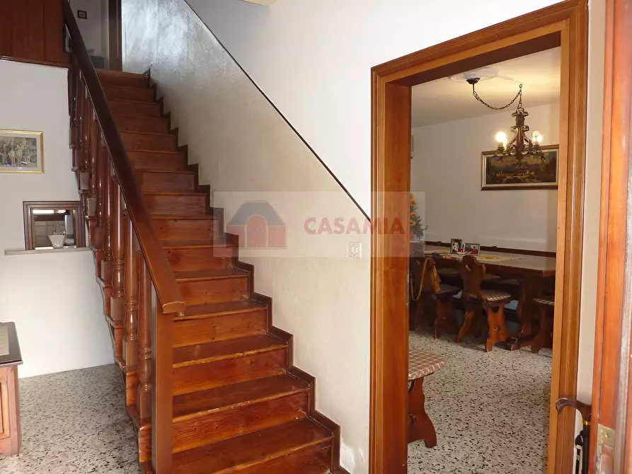 Immagine 1 di Villa in vendita  in Navolè a Cessalto