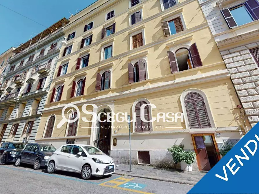 Immagine 1 di Appartamento in vendita  in VIA ALEARDO ALEARDI a Roma