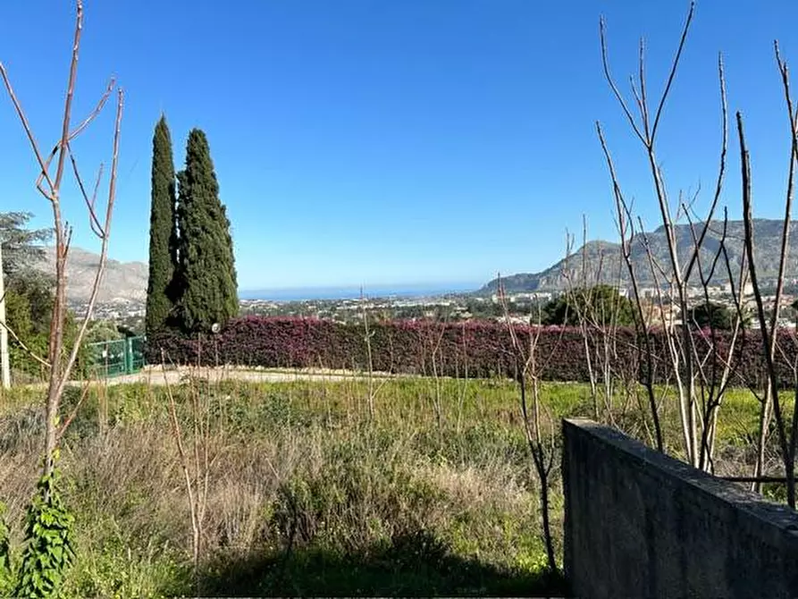Immagine 1 di Villa in vendita  in Via Costantino a Palermo