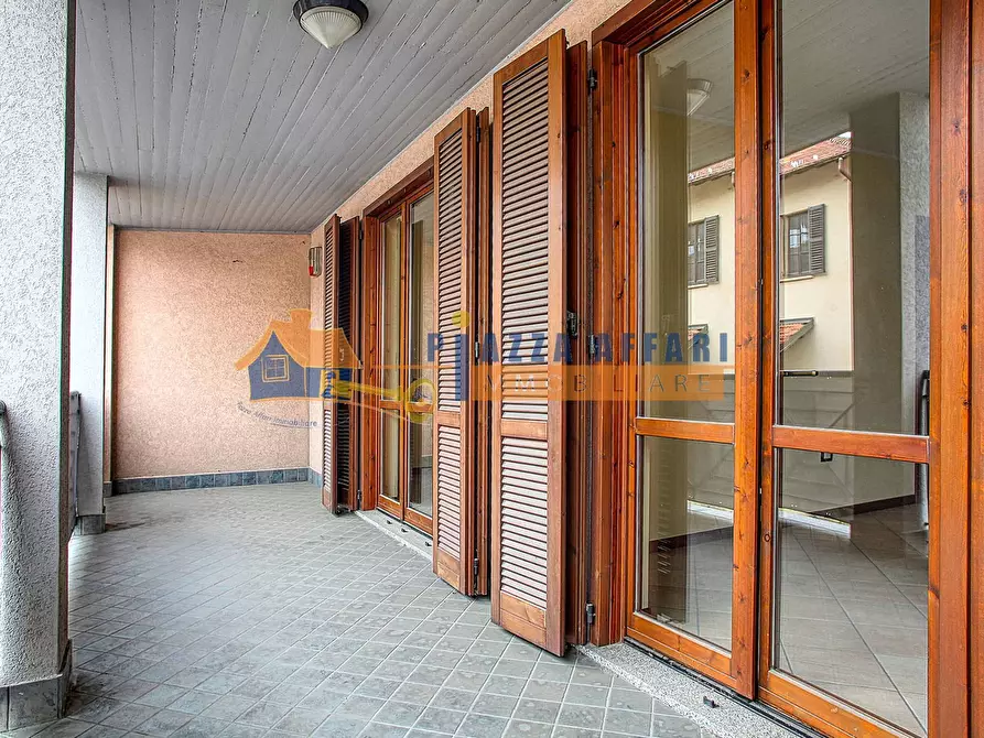 Immagine 1 di Appartamento in vendita  in via Silvio Pellico a Solbiate Arno