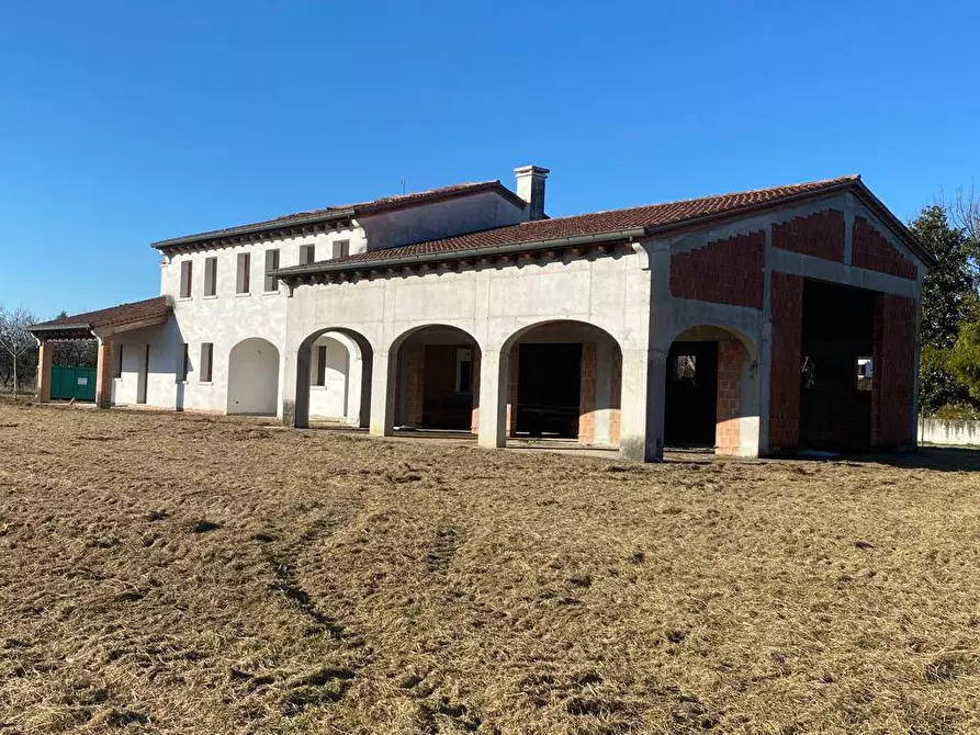 Immagine 1 di Casa indipendente in vendita  in Biban di Carbonera a Altivole