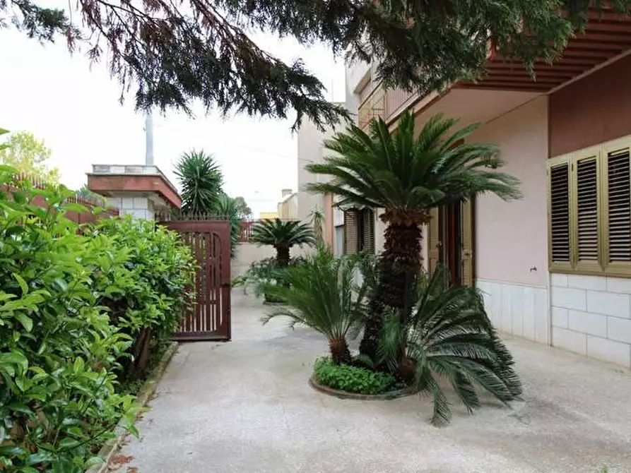 Immagine 1 di Villa in vendita  in via Gallipoli a Alezio