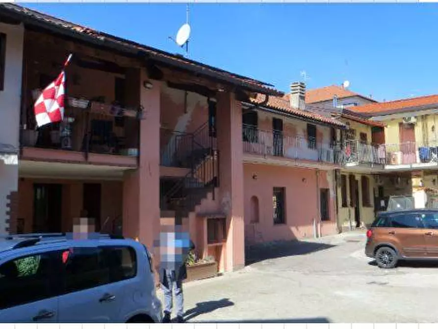 Immagine 1 di Appartamento in vendita  in Via S. Fruttuoso di Braga a Vignate