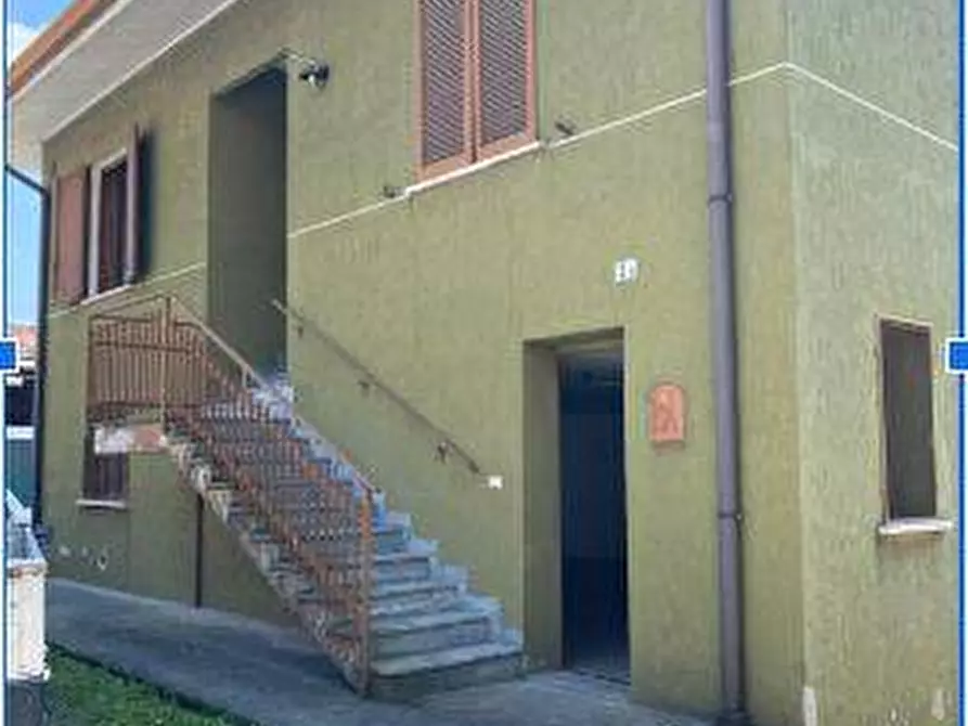 Immagine 1 di Appartamento in vendita  in Via Carducci a Vaprio D'adda