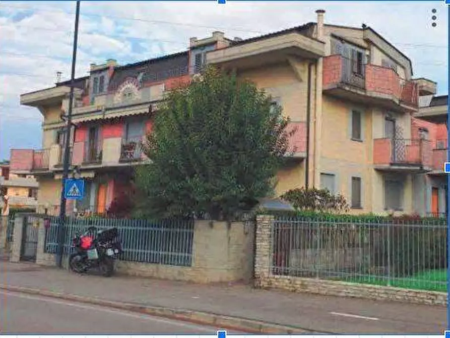 Immagine 1 di Appartamento in vendita  in Via Lazio a Grezzago