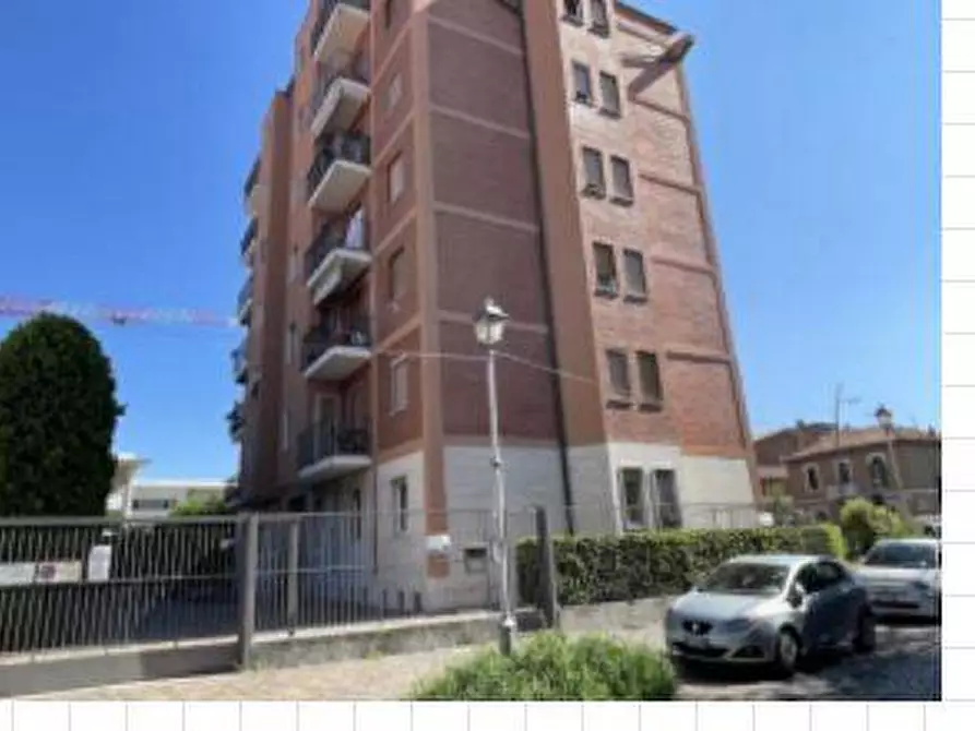 Immagine 1 di Appartamento in vendita  in Via Garibaldi a Casarile