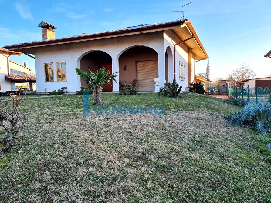 Immagine 1 di Villa in vendita  in via Lestizza a Bagnaria Arsa