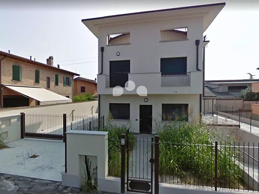 Immagine 1 di Appartamento in vendita  in Via Don Carlo Valdameri a Azzanello