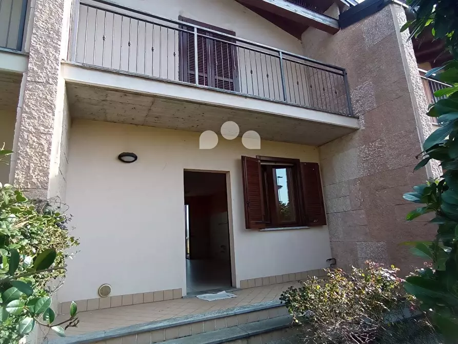 Immagine 1 di Villa in vendita  in Via Trattati di Roma a Cavenago D'adda