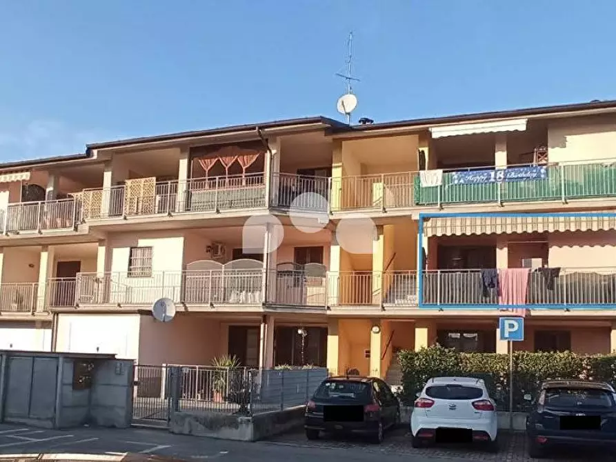 Immagine 1 di Appartamento in vendita  in Via Dottor Belmonte a Azzanello
