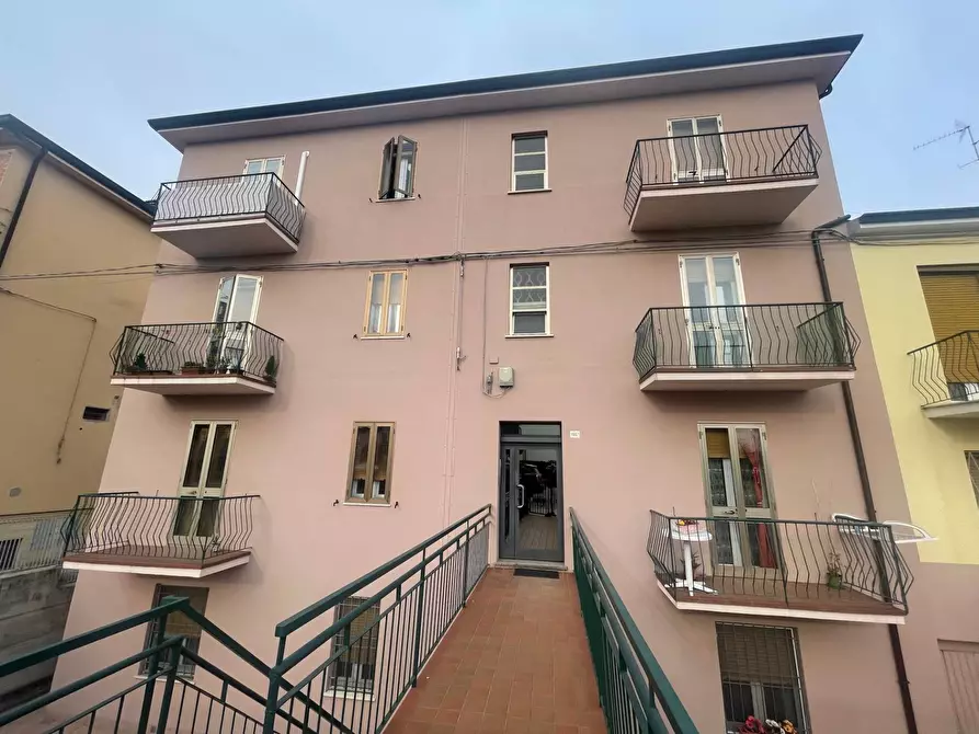 Immagine 1 di Appartamento in vendita  in Via Arginone a Ferrara