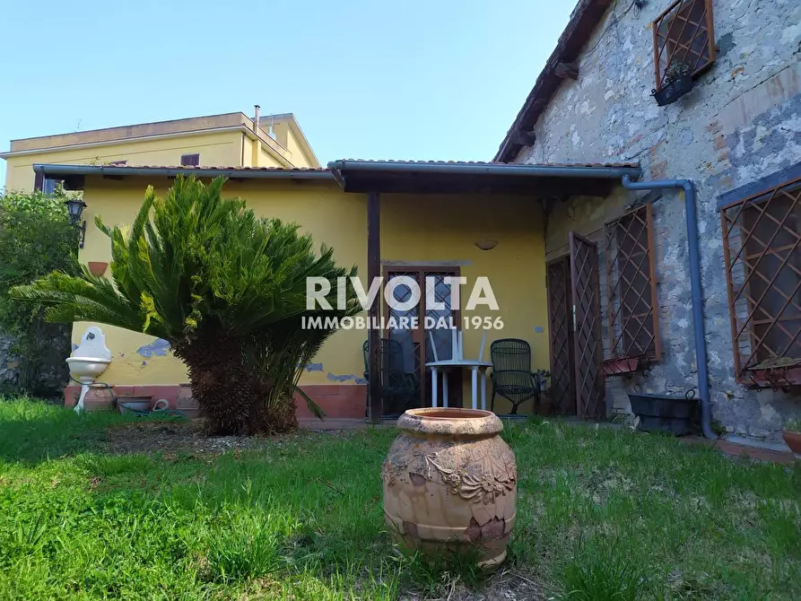 Immagine 1 di Villa in vendita  in Montegrottone a Fara In Sabina
