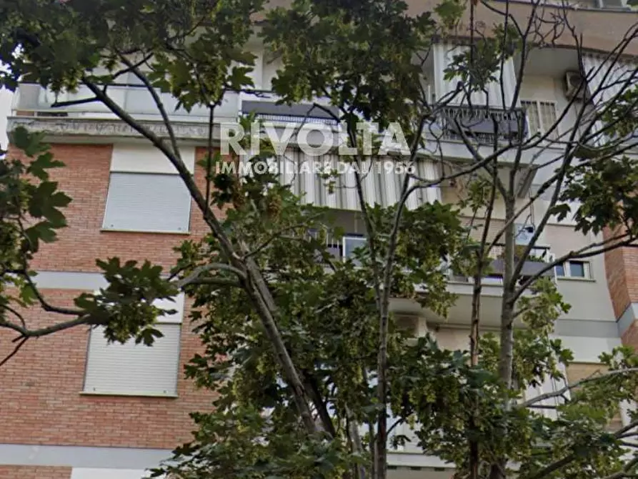 Immagine 1 di Appartamento in vendita  in Via Vincenzo Statella a Roma