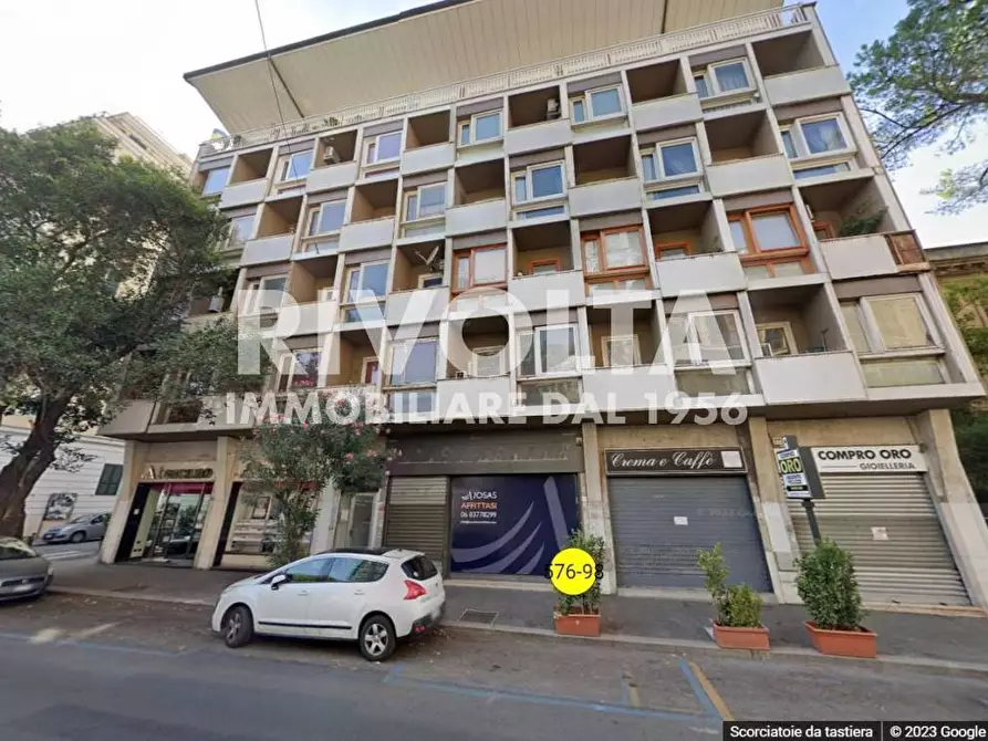 Immagine 1 di Appartamento in vendita  in Via Tagliamento a Roma