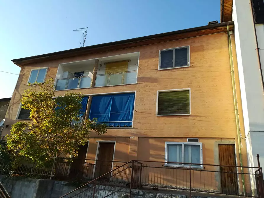 Immagine 1 di Appartamento in vendita  in via dolomiti a Arsie'