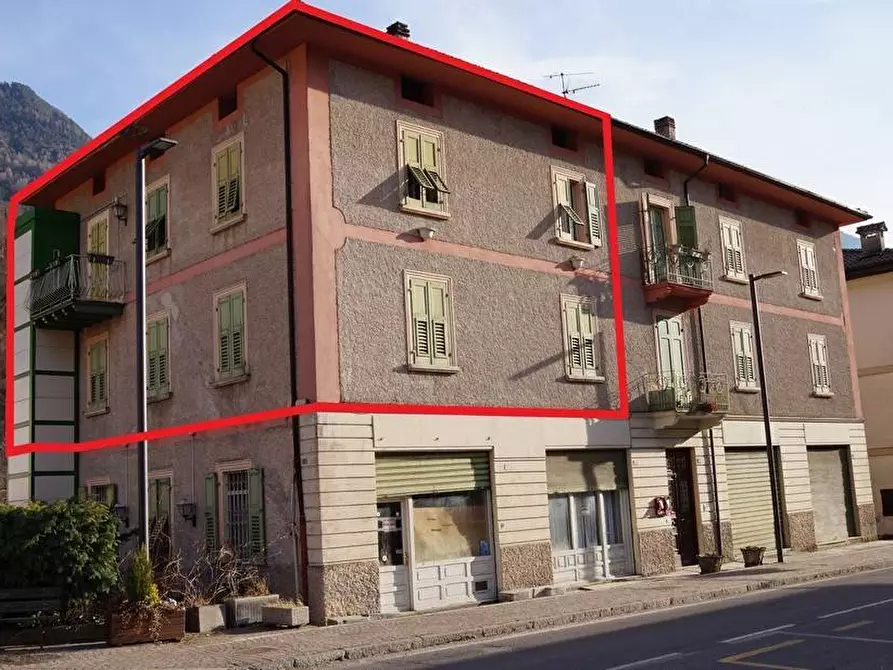 Immagine 1 di Appartamento in vendita  a Pieve Di Bono-Prezzo