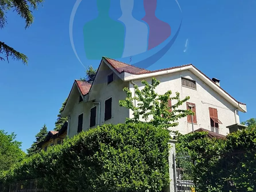 Immagine 1 di Villa in vendita  in Via Lavagello a Albera Ligure