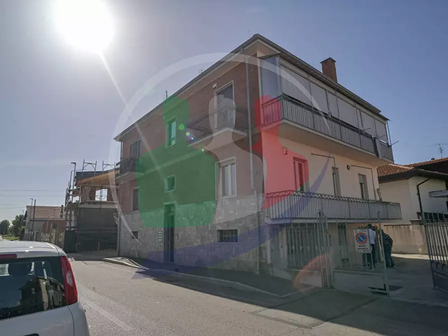Immagine 1 di Appartamento in vendita  in via gozzano a Nichelino