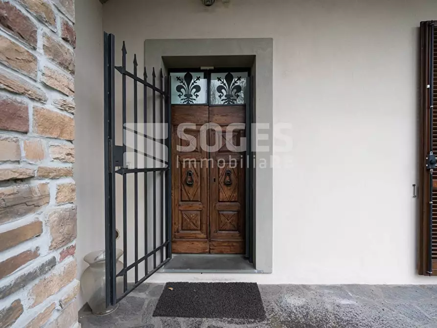 Immagine 1 di Appartamento in vendita  in Via Fratelli Bandiera a Agliana