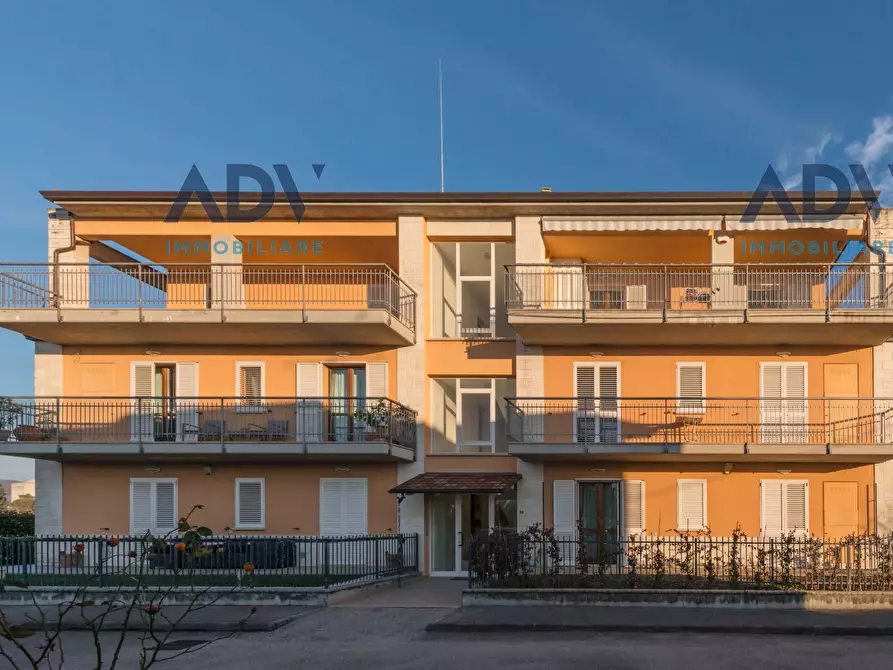 Immagine 1 di Appartamento in vendita  in via cipresso a Bastia Umbra