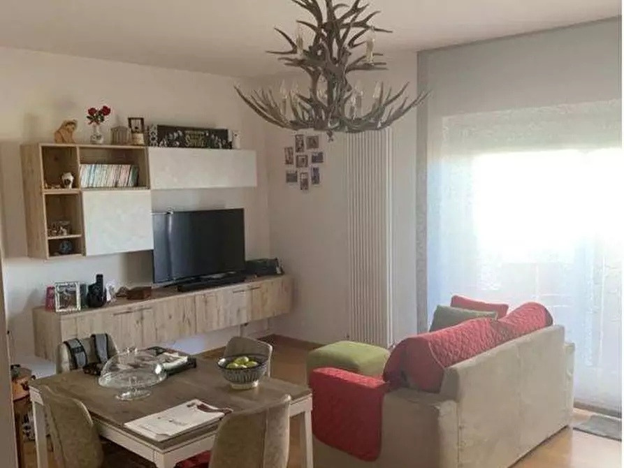 Immagine 1 di Appartamento in vendita  in L.go Perugia a Bastia Umbra