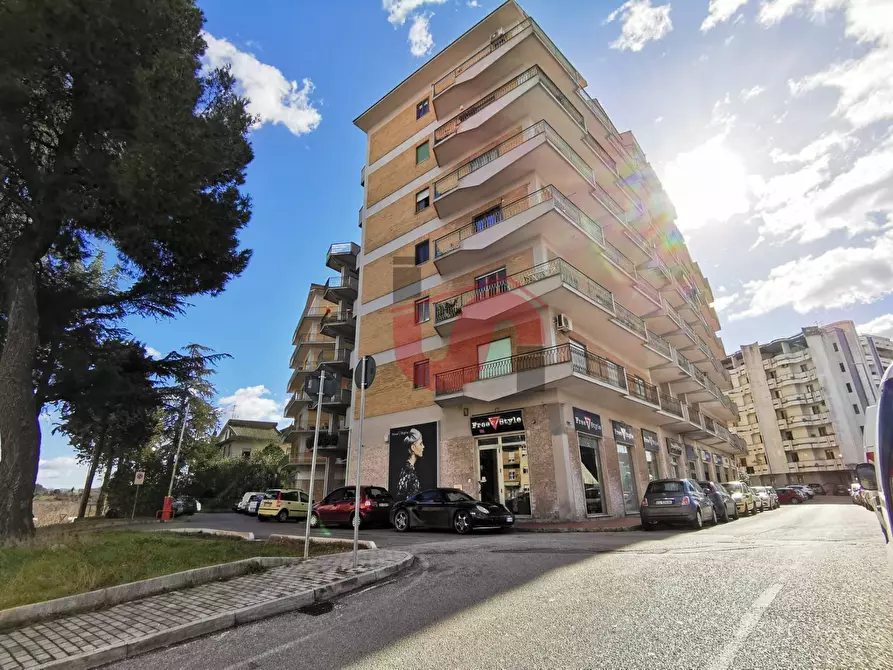 Immagine 1 di Appartamento in vendita  in Via Almerico Meomartini a Benevento