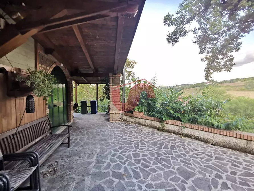 Immagine 1 di Villa in affitto  in Via Manzoni Frazione Perrillo a Arpaise
