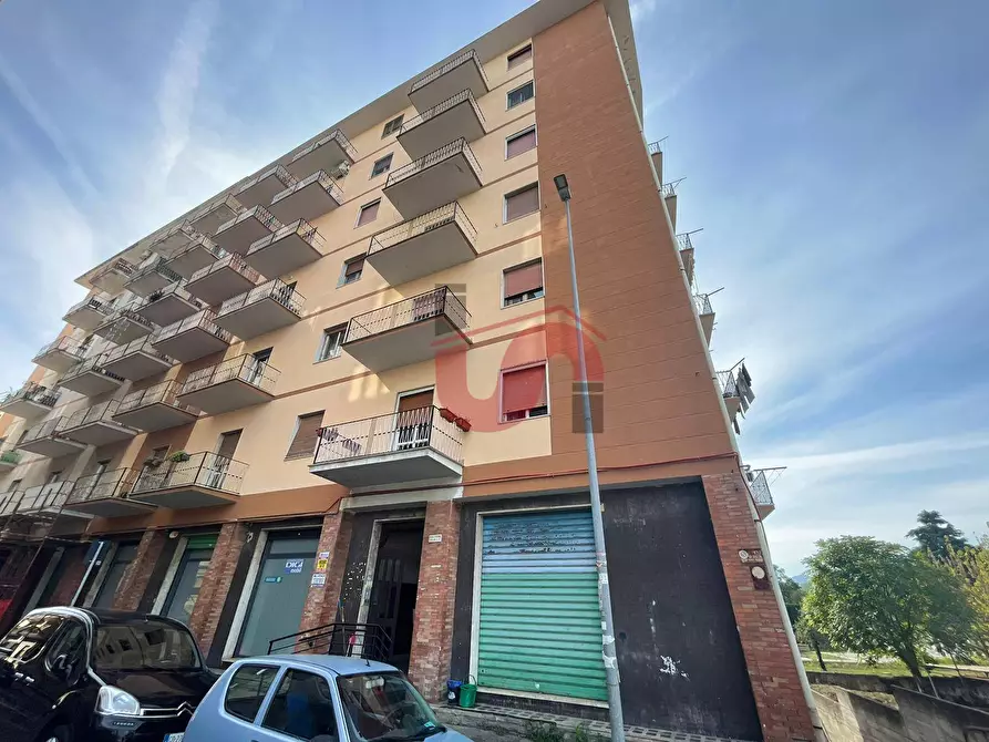 Immagine 1 di Appartamento in vendita  in Via Munazio Planco a Benevento