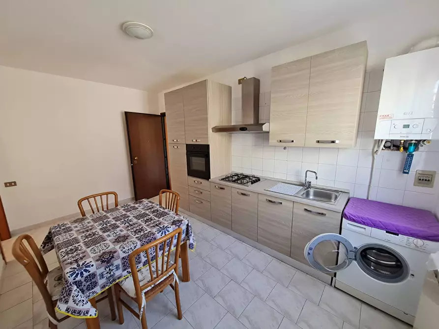 Immagine 1 di Appartamento in vendita  in via anita garibaldi a Rovigo