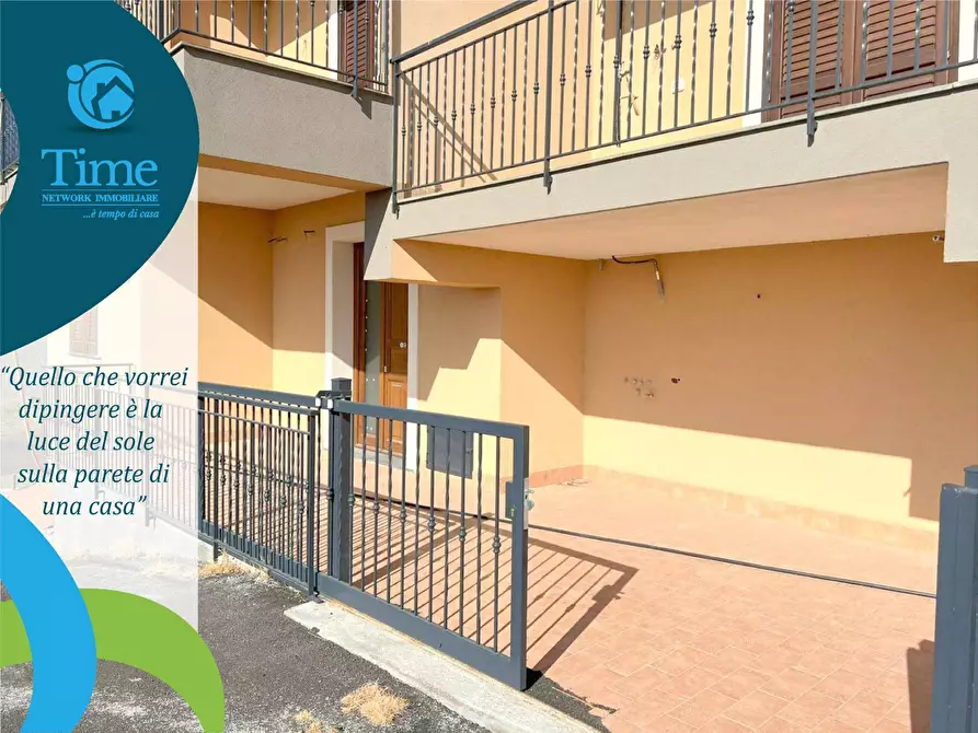 Immagine 1 di Appartamento in vendita  in via Michele Amari a Aci Sant'antonio