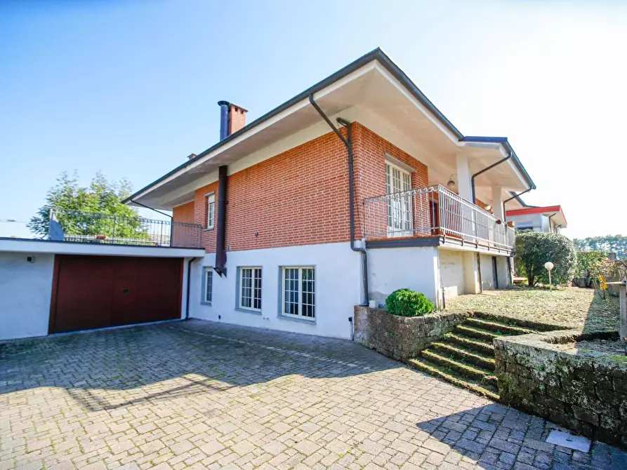 Immagine 1 di Villa in vendita  in VIA MIRONE a Volpiano