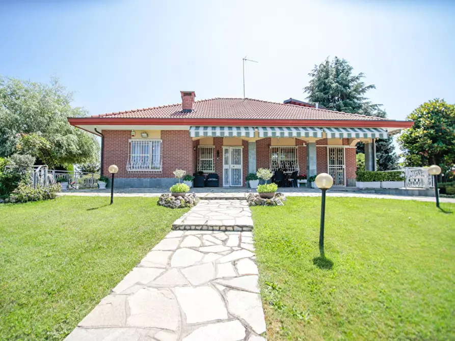 Immagine 1 di Villa in vendita  in via Enrico Mattei a Almese