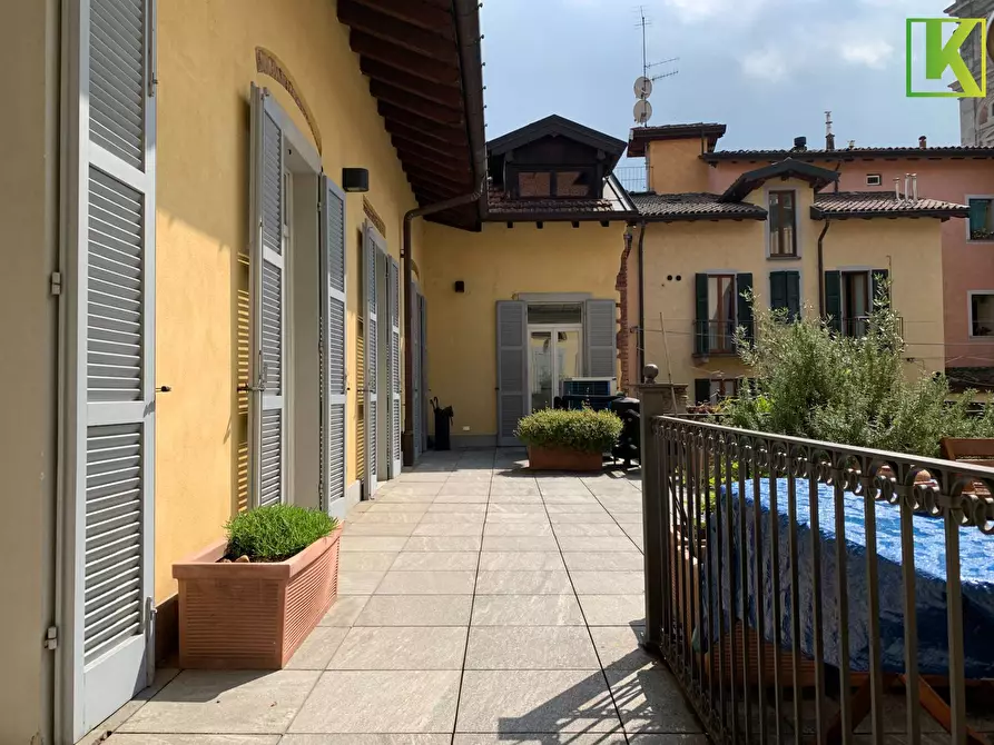 Immagine 1 di Ufficio in affitto  in Via Gioacchino Rossini a Varese
