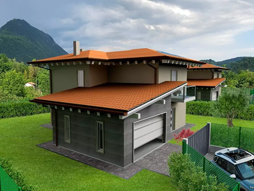 Immagine 1 di Villa in vendita  in Via Chiso a Laveno-Mombello