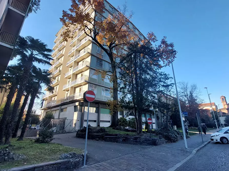 Immagine 1 di Appartamento in vendita  in Via Fratelli D'Italia a Busto Arsizio