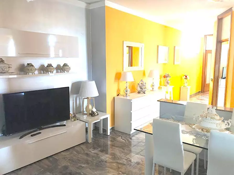 Immagine 1 di Appartamento in vendita  in P.za 7 Martiri a Almenno San Bartolomeo